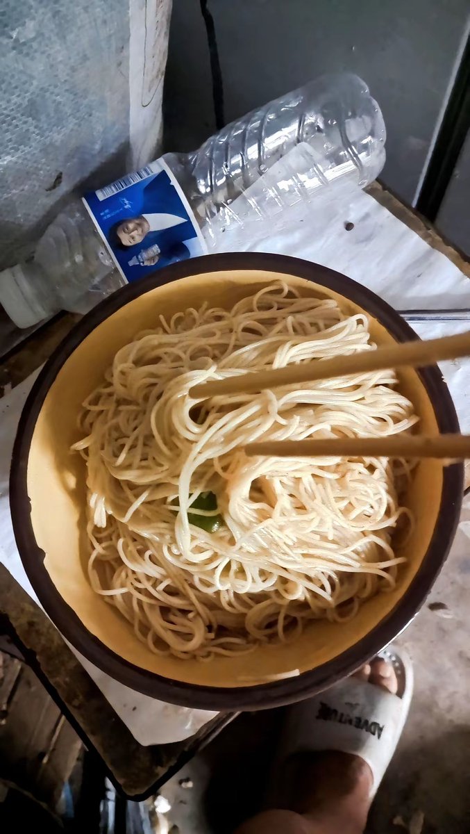 yesenia araceli vald tweet media