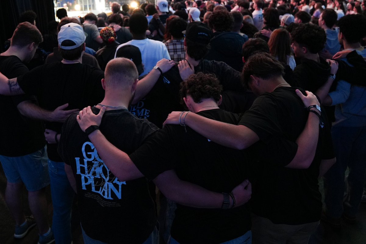 Unite US tweet media