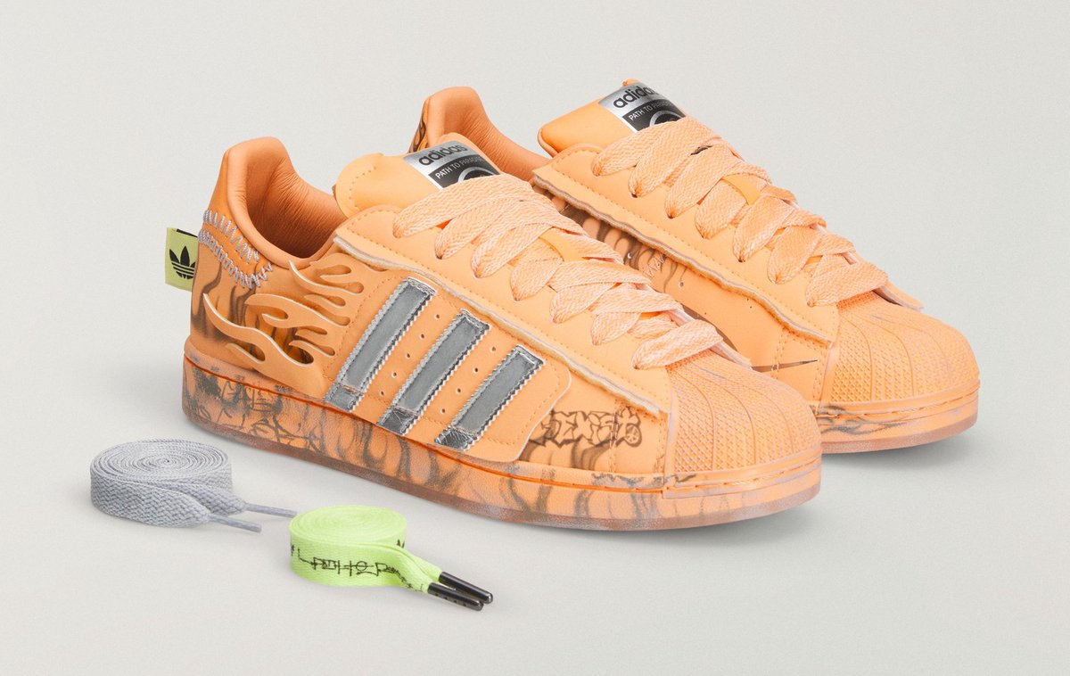 JustFreshKicks tweet media