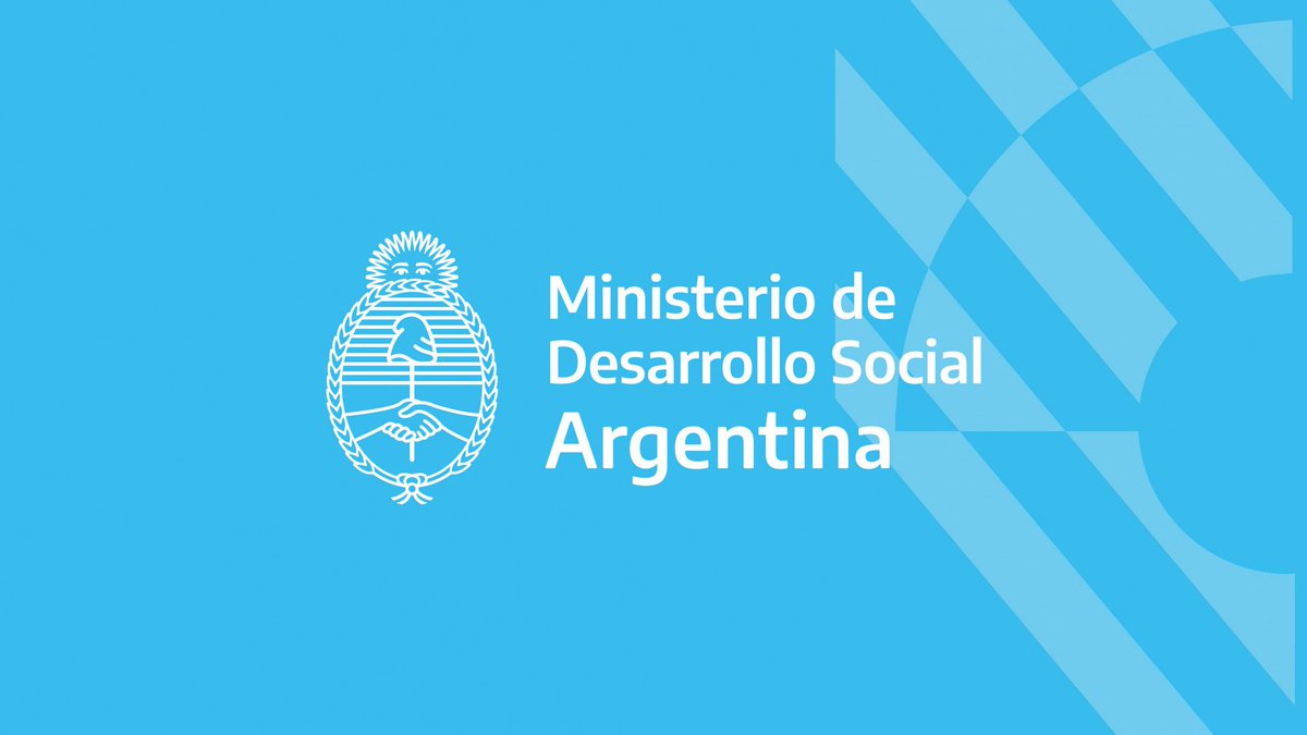 robertopollaro1's tweet photo. @canal26noticias Desarrollo social ya no le va a dar las bolsa de alimentos a la gente porque tuvieron que reducir al 50 '/' de la gente porque el gobierno así lo desidio, Vergüenza https://t.co/Qp7urfUIbq