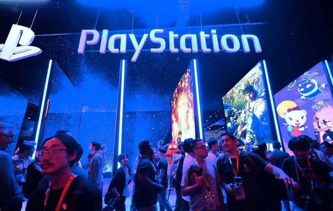 PolymarketMoney's tweet photo. $SONY just announced higher PS5 prices in the U.S.

The PS5 Digital Edition will cost $599.99, the standard PS5 $649.99, and the PS5 Pro $899.99. https://t.co/40h26jhERX