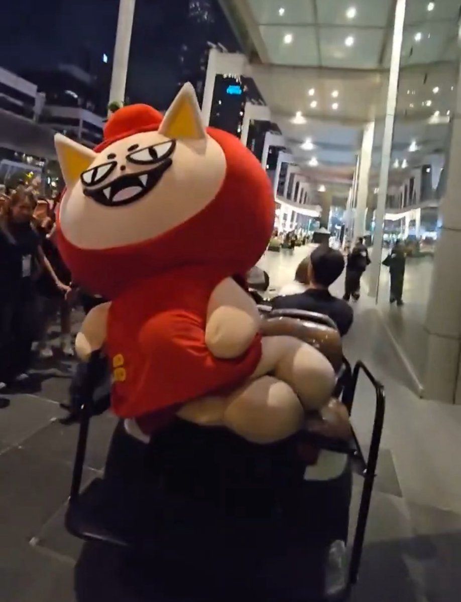 aichai ꒰🍞꒱ tweet media