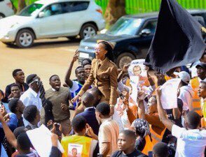 ArimpaFreeman's tweet image. Goodevening from @HannahKarema 
#team Hanna🤝🤝