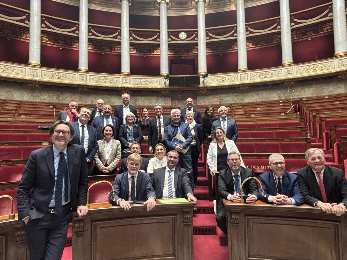 EricMartineau72's tweet image. « Carton plein » pour notre journée de niche Parlementaire, avec huit textes utiles aux Français, adoptés en une journée : voilà l’esprit MoDem! Efficient et pragmatique. @DeputesDem  lesechos.fr/politique-soci…
On continue ! #eric  #circo7203 #modem