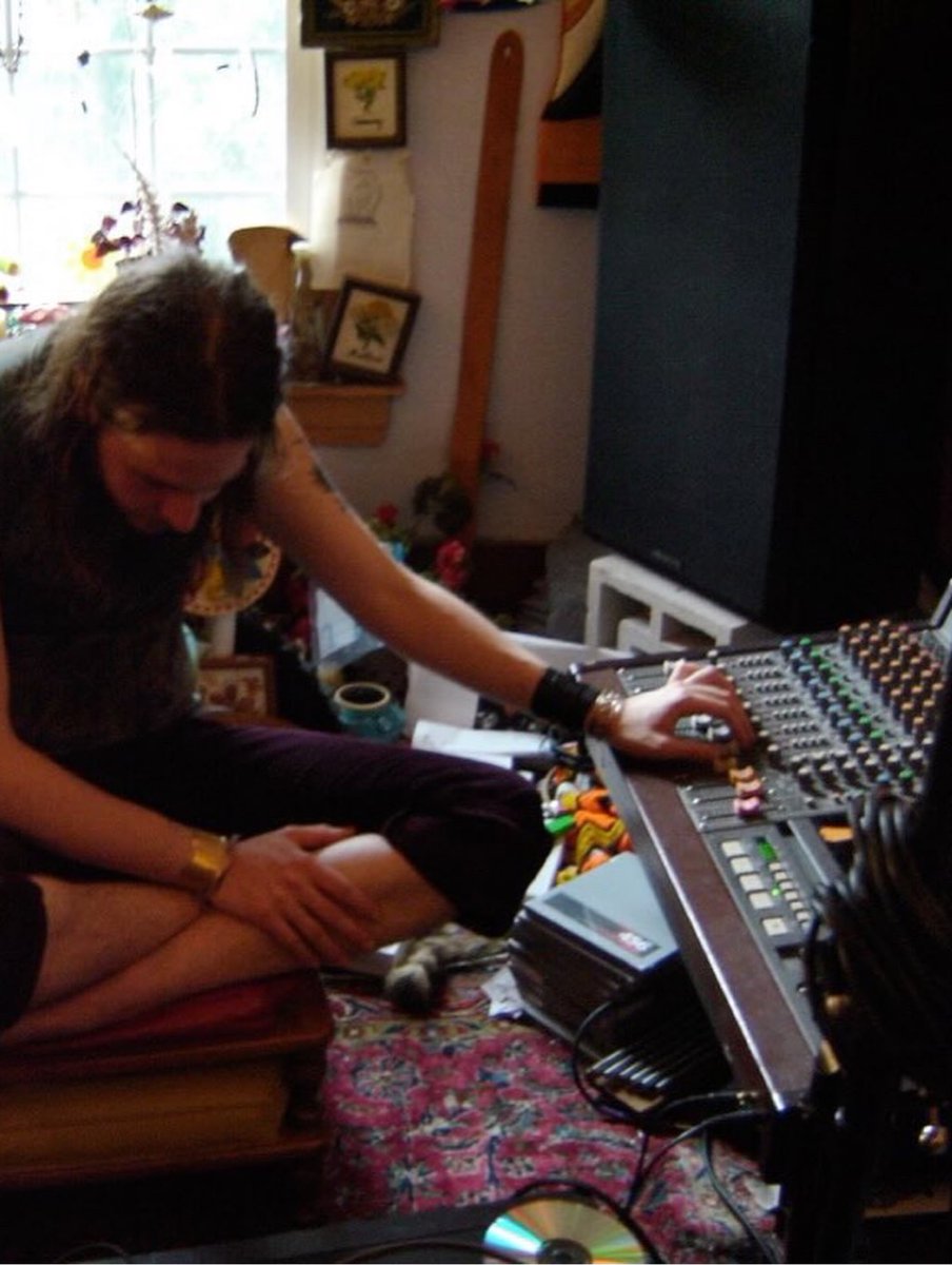 KING TUFF tweet media