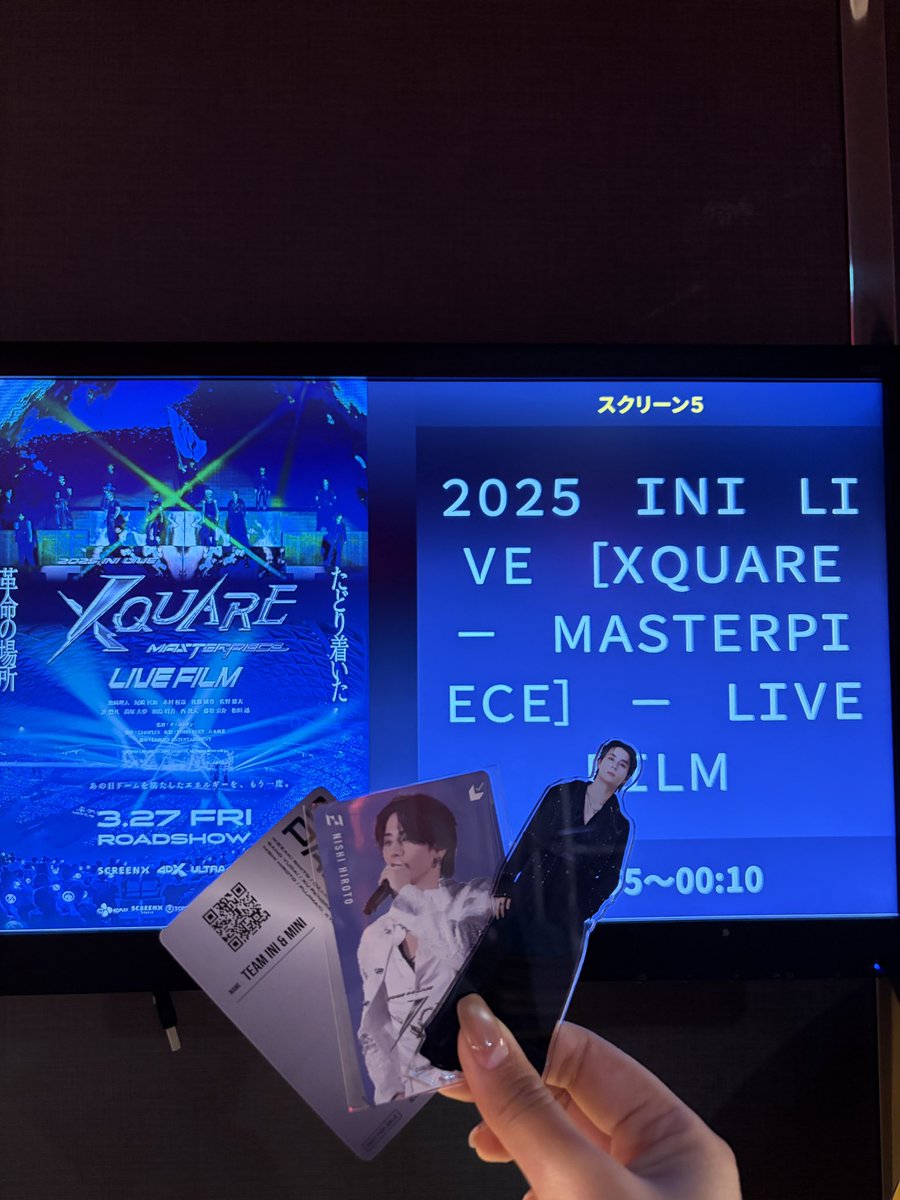 六畳一間 tweet media