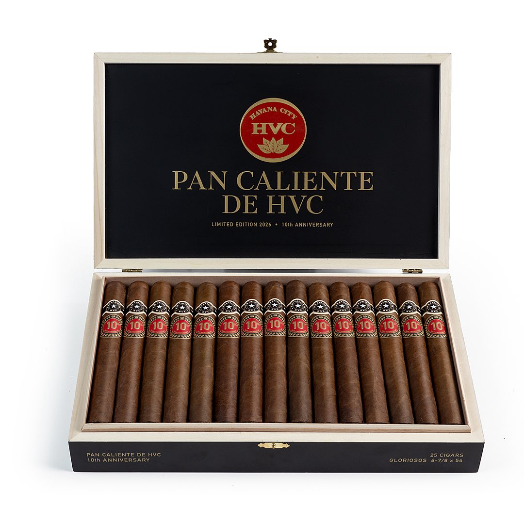 HVCCigars's tweet photo. 🔥 10 Years of Pan Caliente.
A cigar that sells itself — just like the saying back in Cuba: se vende como pan caliente. 🇨🇺
To celebrate a decade, we’re doing something we’ve never done before — a special release featuring tobacco from Peru for the very first time. 
This one’s for the people who’ve been with us from day one.
More info PCA 2026 🔥🔥🔥 Stay tuned more flavors bomb 💣 dropping soon 🔜😉