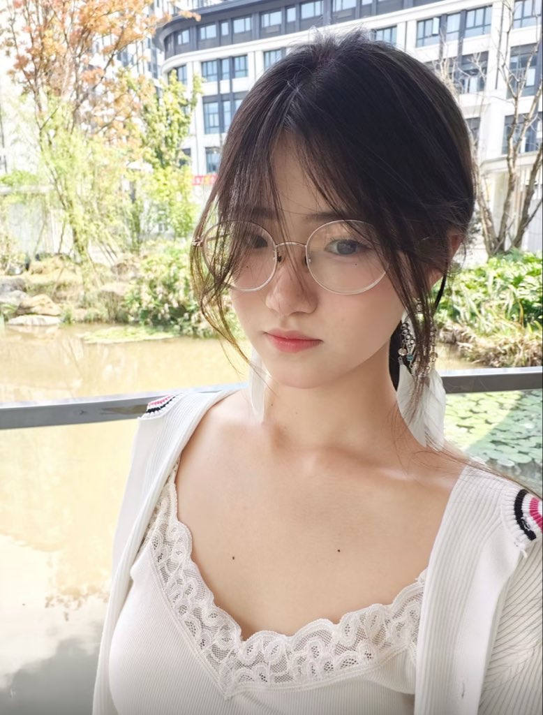 MDK.づづ~~~ tweet media