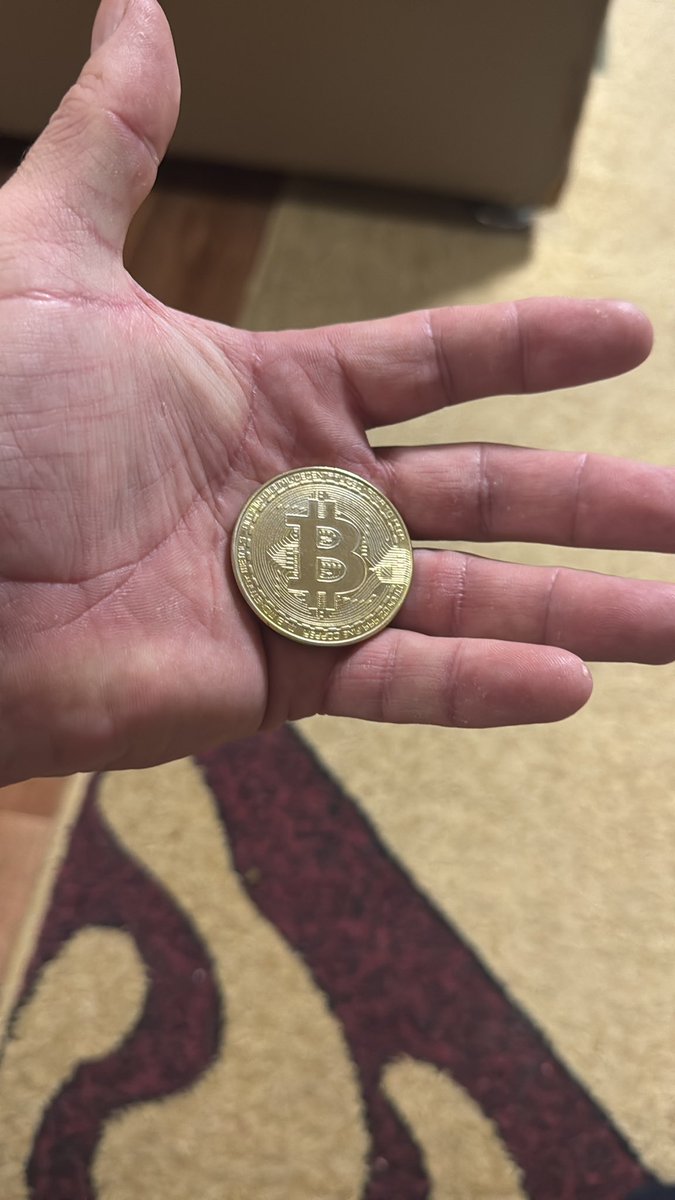 Семь сантиметров tweet media