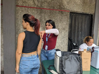 Frontera | Sigue activo punto de vacunación contra la fiebre amarilla en la aduana de San Antonio fronteraysociedad.org/frontera-sigue…
<a href="/lanacionweb/">Diario La Nación</a>