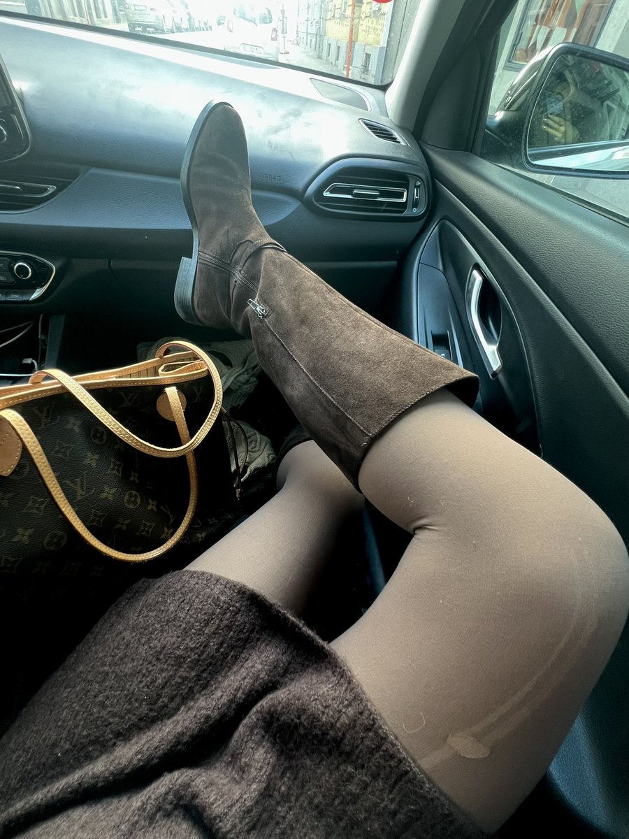 GoddessLexa tweet media