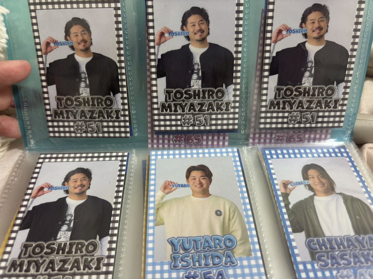 あおりん tweet media