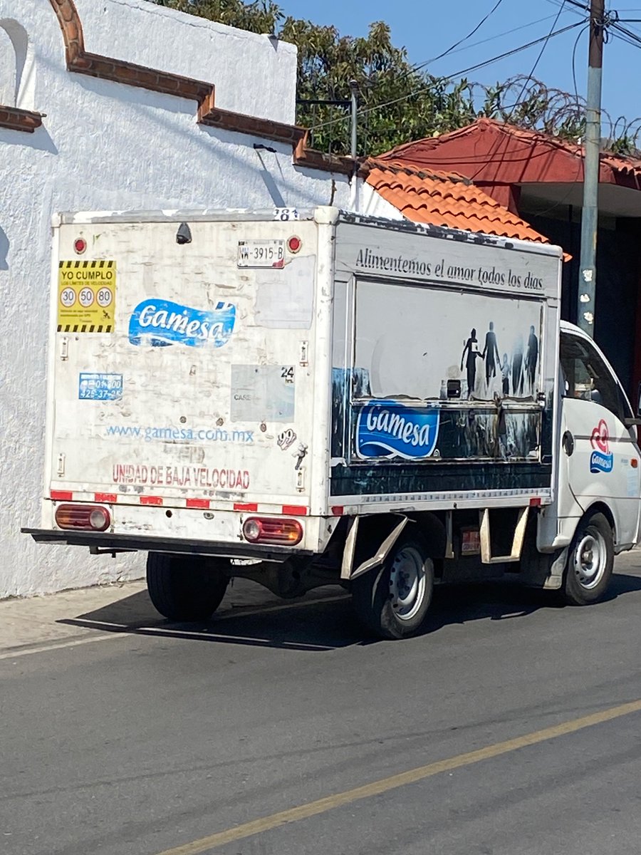 ayam Maya tweet media