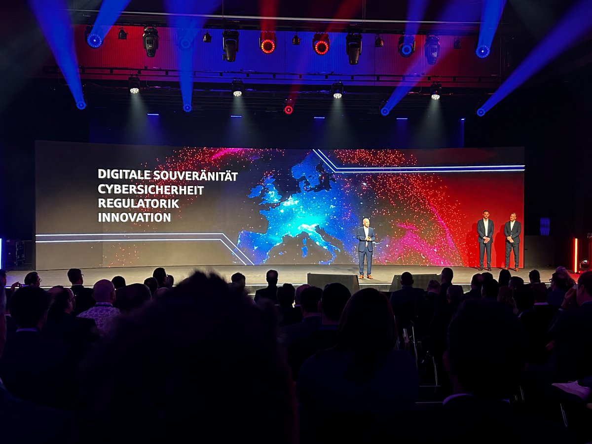 BetaSystems's tweet photo. Impressions from the 23th FI-TS Management Forum from Finanz Informatik last week in Munich. 📸

Cyber resilience was a key topic this year, along with AI, data protection and what’s next for the financial industry. We also really enjoyed the evening event, where we had the pleasure of sponsoring the live music. 🎶

#FITSForum #FITS #ManagementForum #CyberResilience #BetaSystems