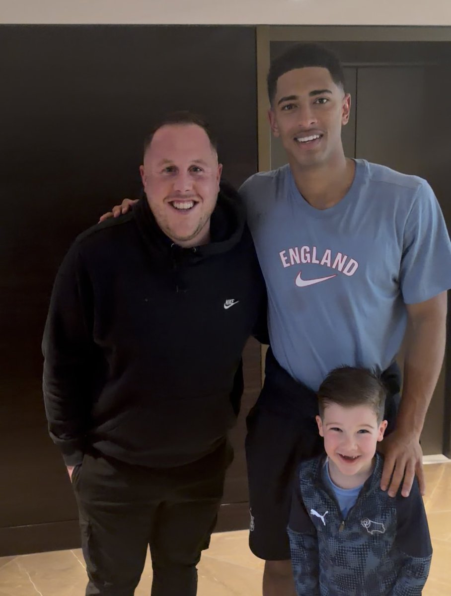 Jamie Lev tweet media