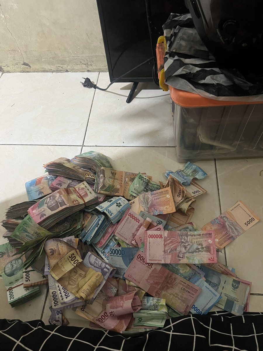 service hp & Laptop tweet media