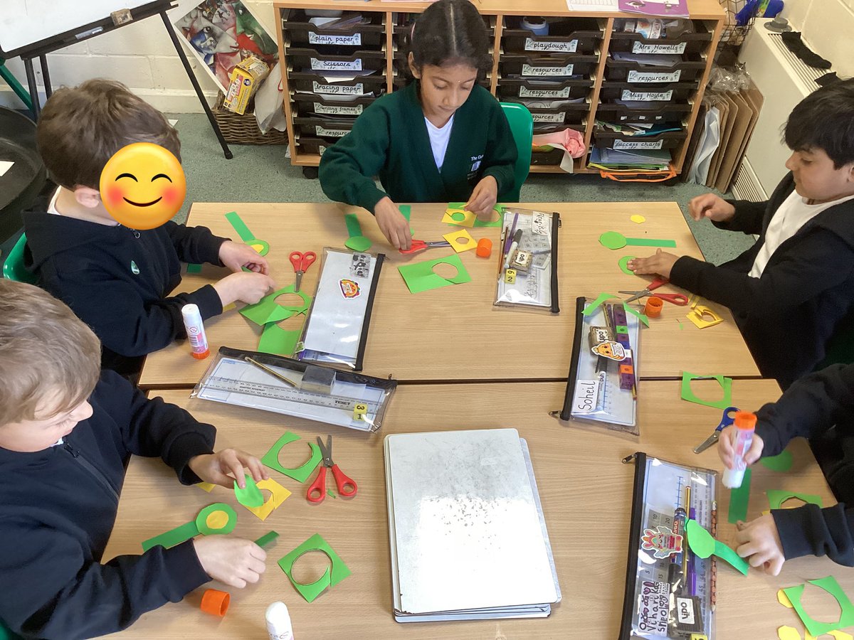 GatesRobins's tweet photo. We have been getting ready for our poetry recital next week! We can’t wait! @thegatesenglish https://t.co/B9QtuWH2n0