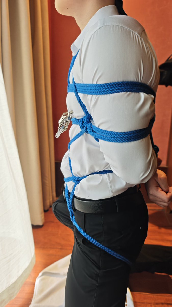 無名绳艺 tweet media