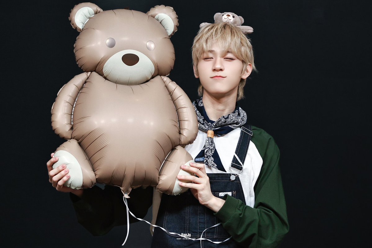 DaeJu_071 tweet media