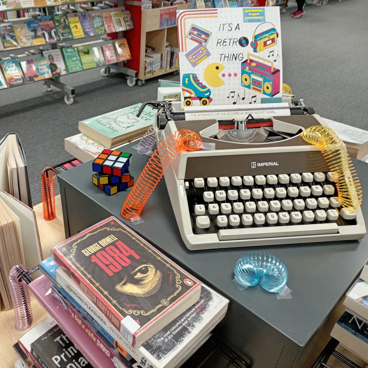 North Lanarkshire Libraries tweet media