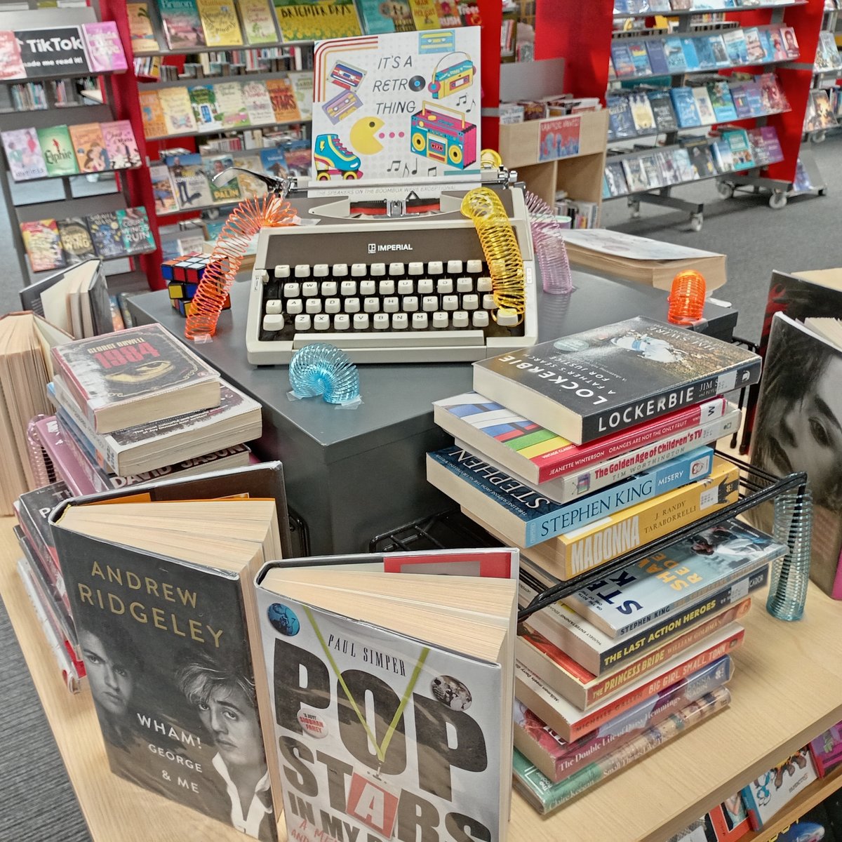 North Lanarkshire Libraries tweet media