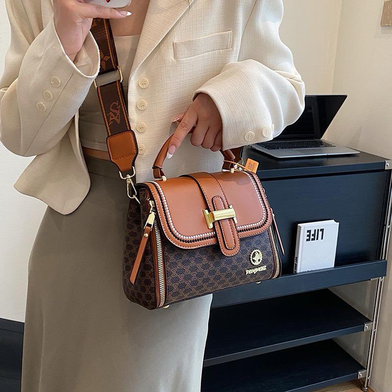 Mubarakah Omo Baba Imam 💛👑 tweet media