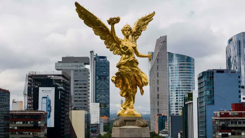 Sobre la marcha... tweet media