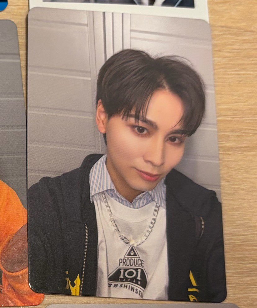 しずく tweet media