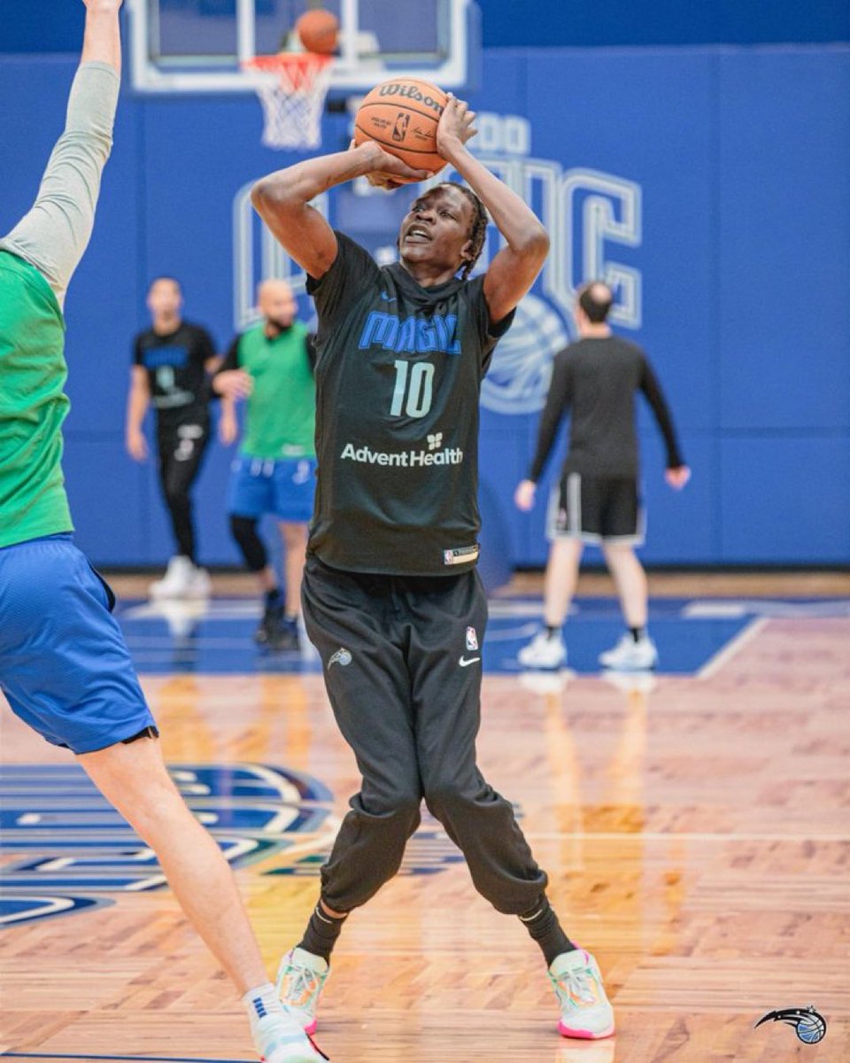 Wyne Grtzky™ tweet media