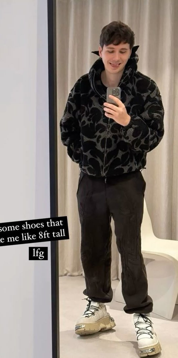 ☆ 𝐙𝐲 ☆ tweet media