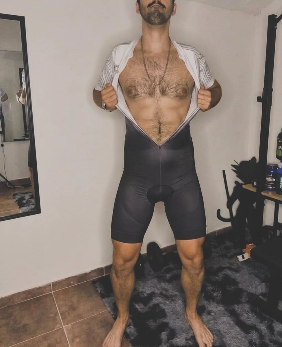 🇺🇾 tweet media