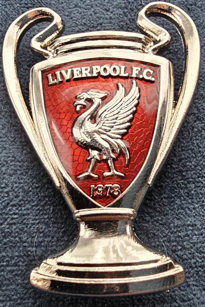 Portersreds68's tweet photo. New European Set
1977 and 1978 are now with me

With 6 of these In a nice frame, a thing of beauty.

The other 4 are in production , so 3 to 4 weeks away

As per normal, members dm your number.  I will get back to you asap with costs etc https://t.co/yOd64rkca1