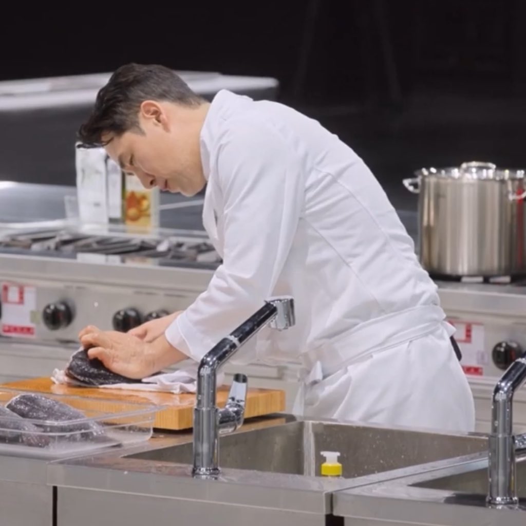 기미테 tweet media