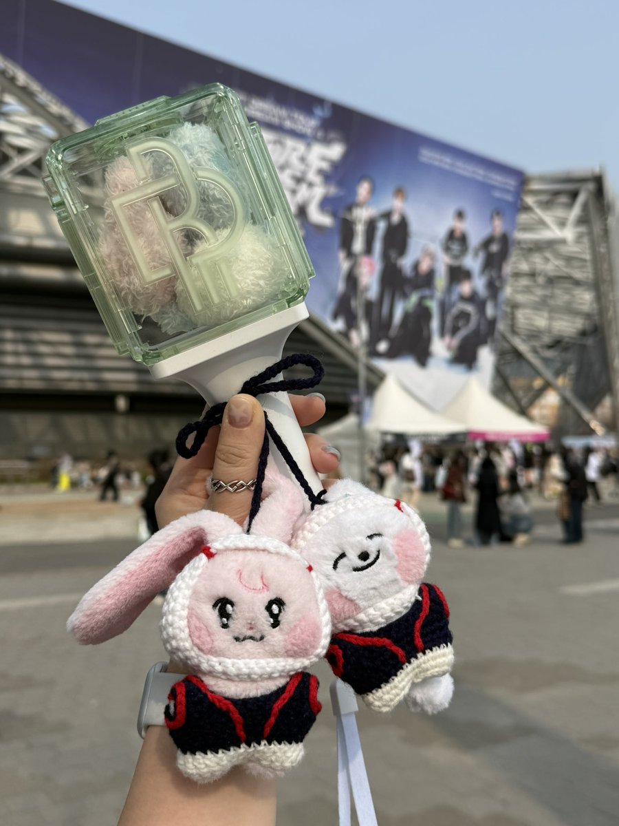 애옹:3⁶⁵ tweet media