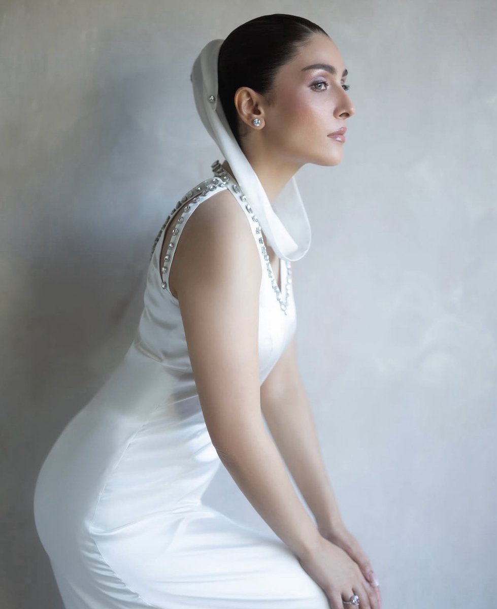 glossrage tweet media