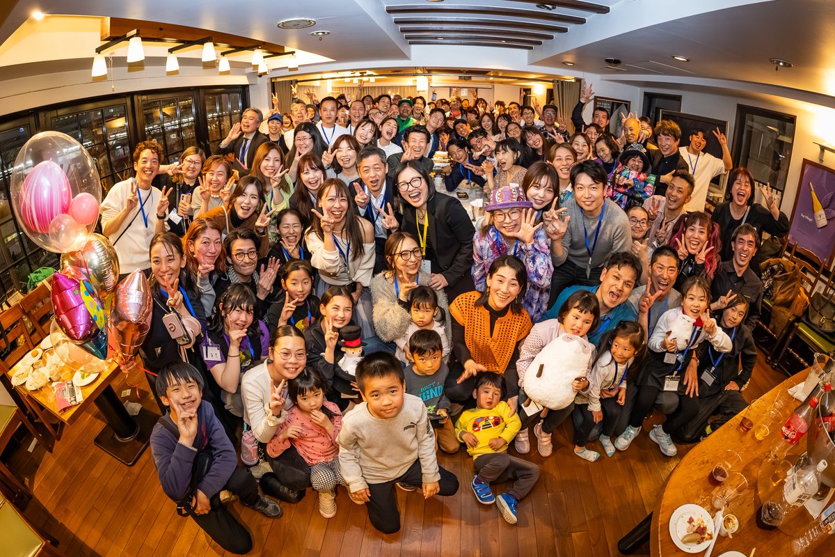 ㊗️映画えんとつ町のプペル〜約束の時計台🕰️
みんなでプペル@東京&amp;アフタープペル飲み会大盛況でした!!何度でも観たい!!私は常にガスにキュンキュンしてます(笑)そして音楽がどれも最高✨明日も映画館に行きます!!
<a href="/nishinoakihiro/">西野亮廣(キングコング)</a> 
#えんとつ町のプペル
#約束の時計台
#西野亮廣
#みんなでプペル