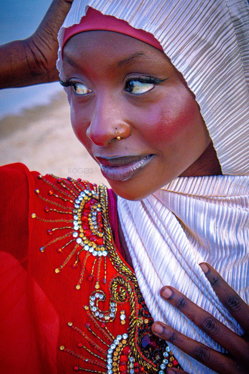 RogosMedia's tweet image. #eidvibes