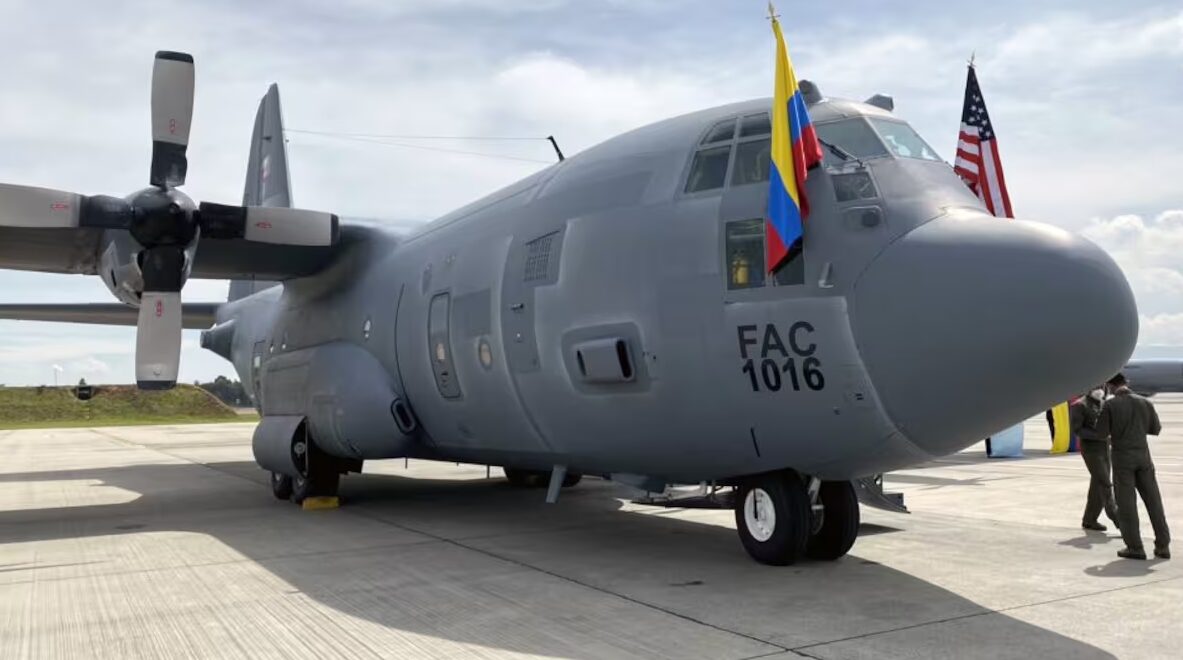 FM Center Es Noticia tweet media