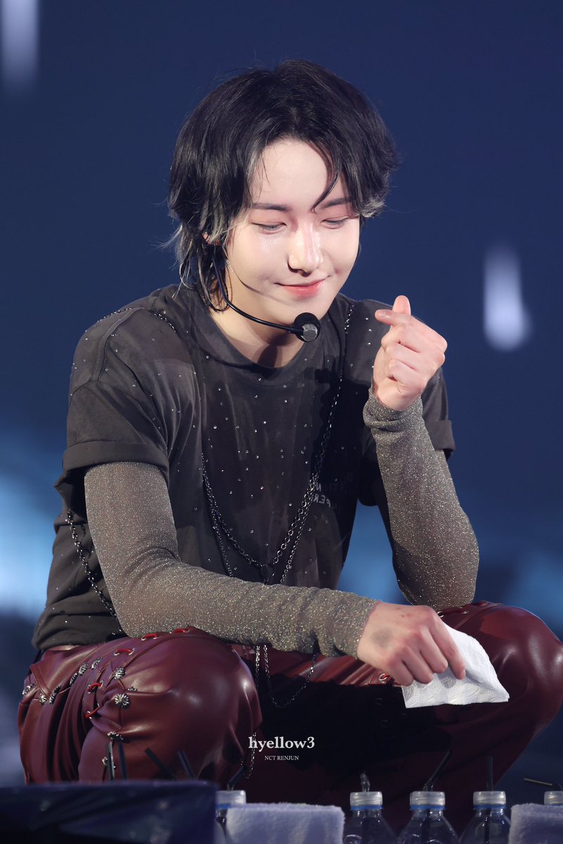 𝐡𝐲𝐞𝐥𝐥𝐨𝐰𝟑 tweet media