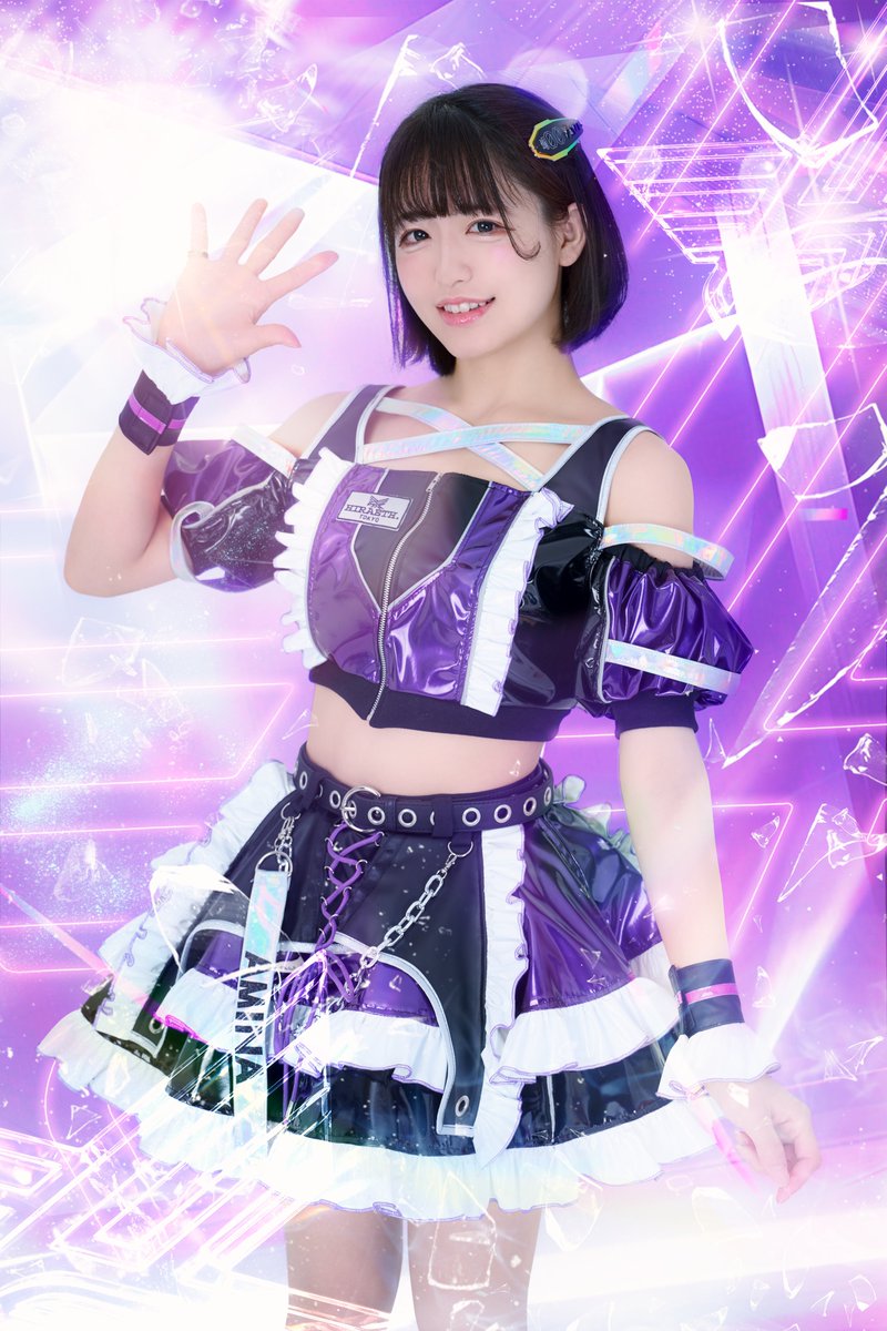 hiraeth_tokyo's tweet photo. 【 🦅 新アー写公開 🦅 】

🤍 ⁺⊹ 汐音亜美奈 ⊹⁺
🤍 @amina_hiraeth

🤍✧ 紫色担当 ✧
🤍✧ 🍜 みんなで作ろう #みーなメン ✧

この投稿の【いいねリポスト合計100達成】にて次のメンバーの新ビジュアル公開💫

#ヒラエストーキョー #ヒーラー
#0617ヒラエスzepp
#ヒラエスzeppワンマン
#拡散希望