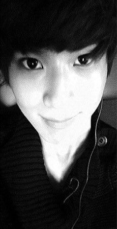 hourly rare shinee tweet media