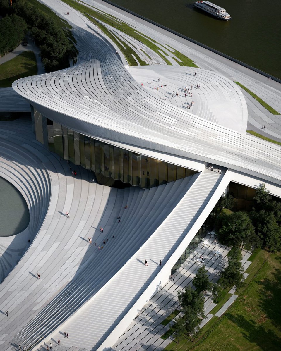 parametricarch's tweet photo. A Museum Shaped by Water 🌊 https://t.co/kzr7QWhyvi