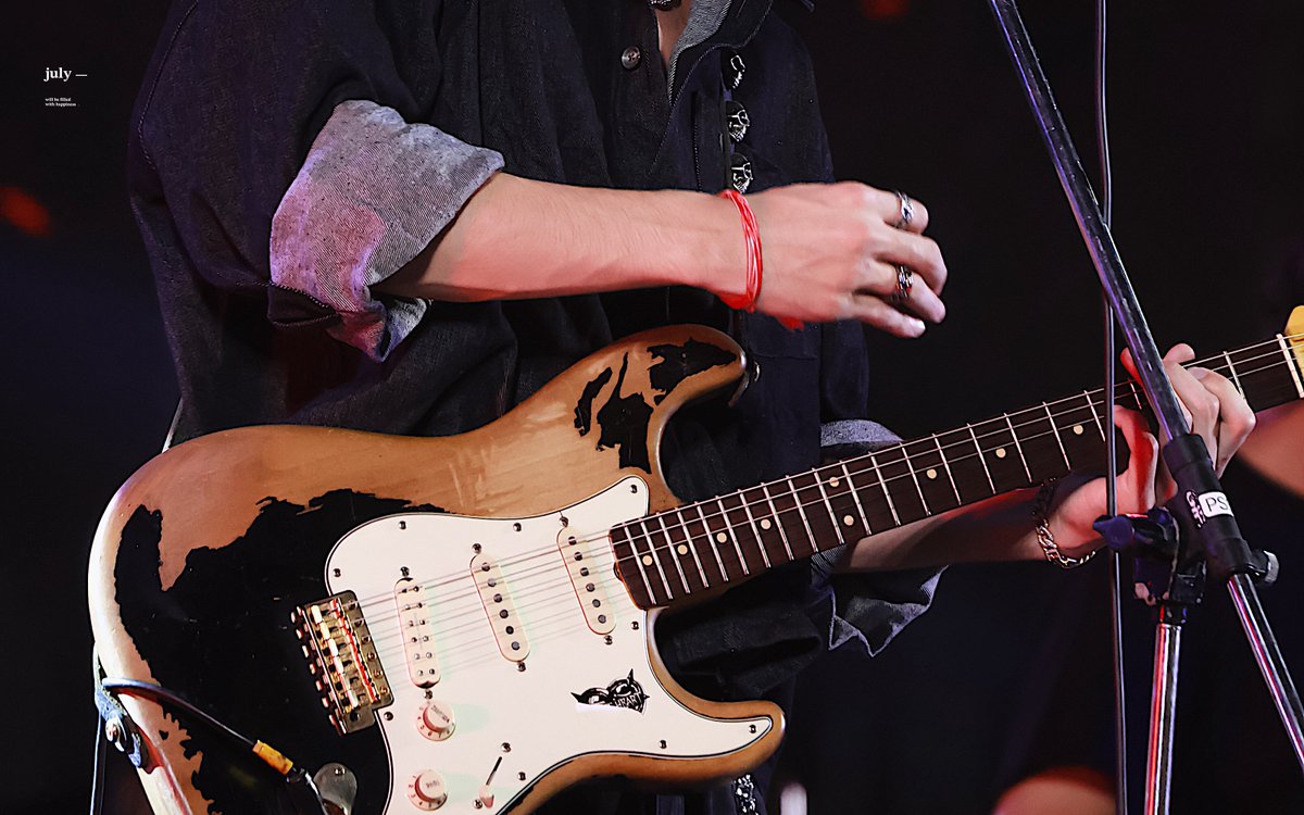 ๐๐ฎ๐ฅ๐ฒ ใ
ก . tweet media