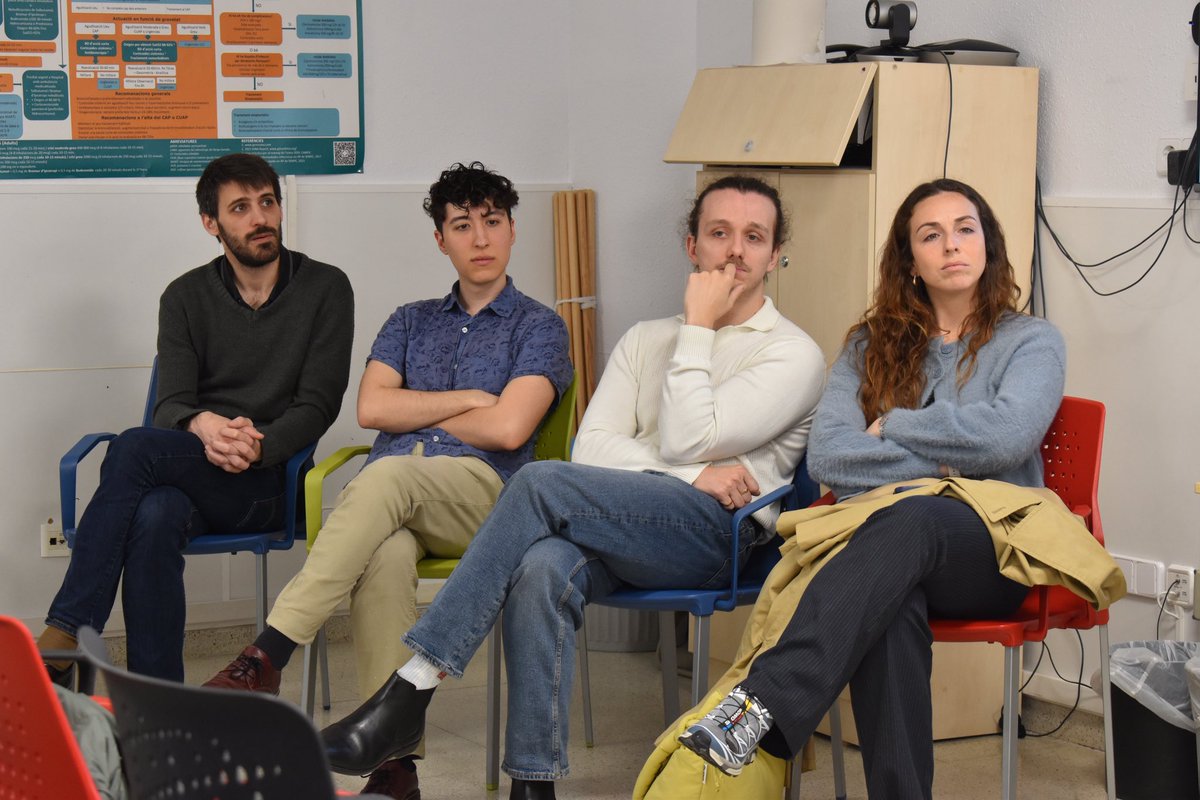 UDMAFICclinic's tweet photo. Celebrem la Jornada de Portes Obertes de la #UDMAFICClinicMaternitat per a futurs residents de Medicina i Infermeria Familiar i Comunitària!
Els futurs residents de #IIR i #MIR han pogut preguntar i conèixer les instal·lacions del #CAPCasanova i el #CAPComteBorrell https://t.co/hMVISk7K66
