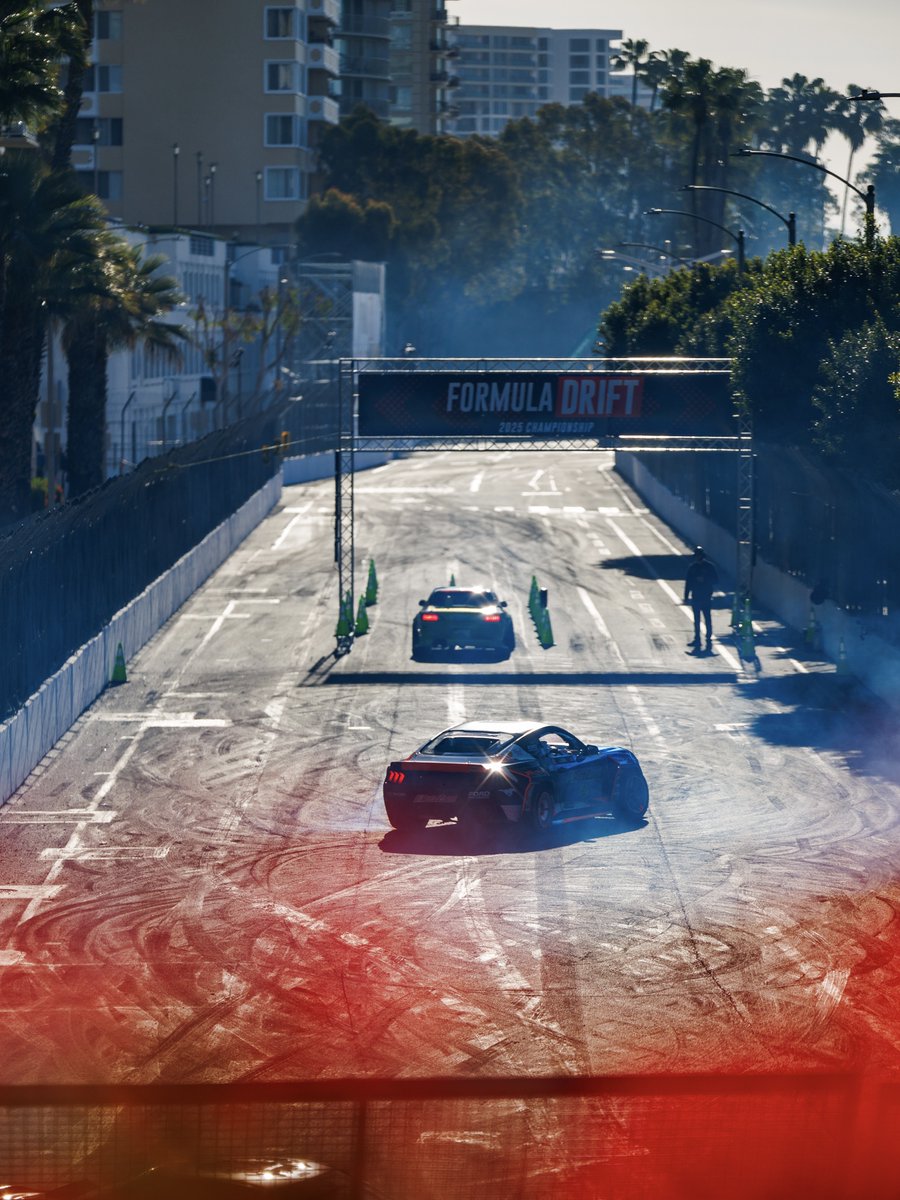 FormulaDrift's tweet image. New rivalries start here. The season starts the second they launch.

Be part of it April 10-11. Tickets available now: dub.sh/FDLB26

#FormulaD #FormulaDRIFT #FDLB