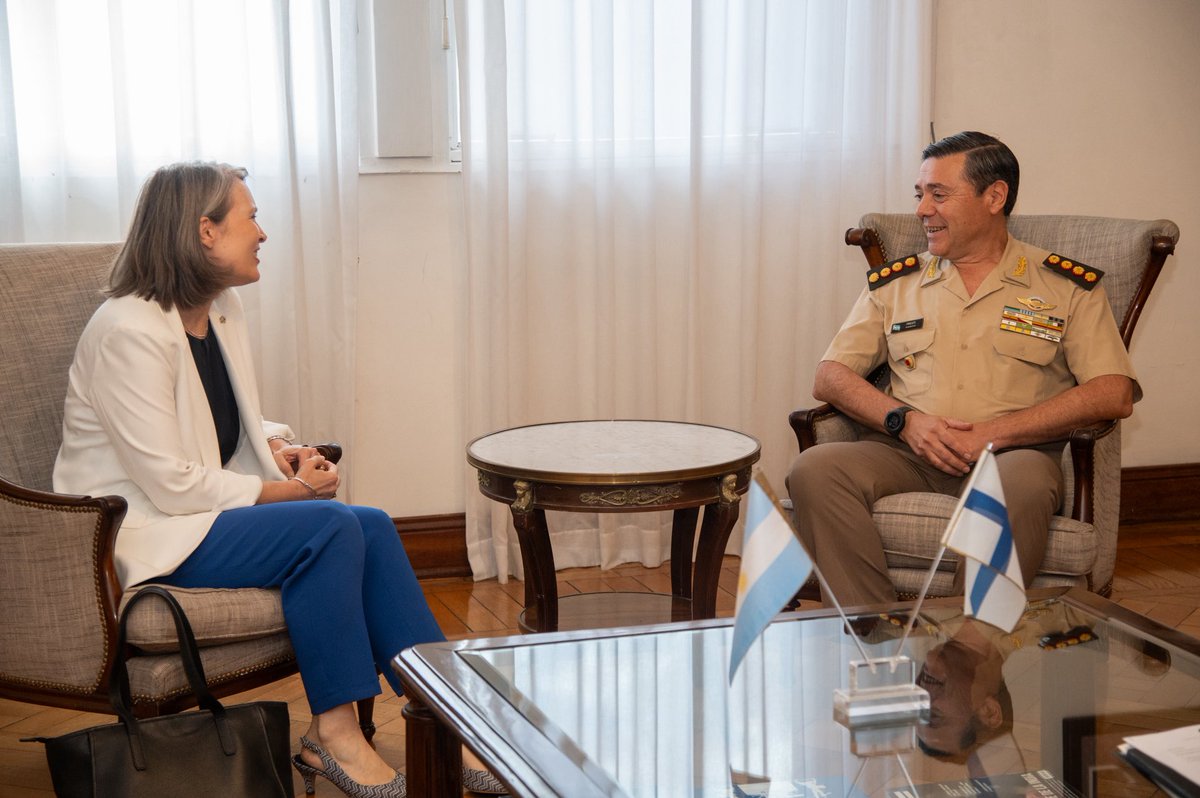 Ministerio de Defensa tweet media