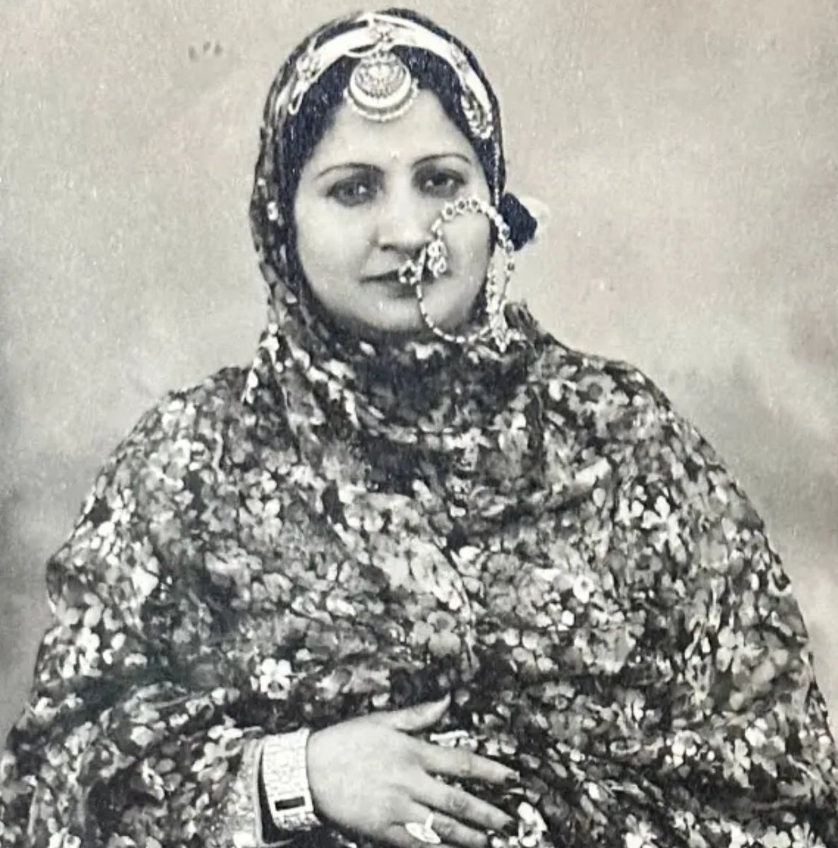 Atiriyā 𓆗𖤓 tweet media