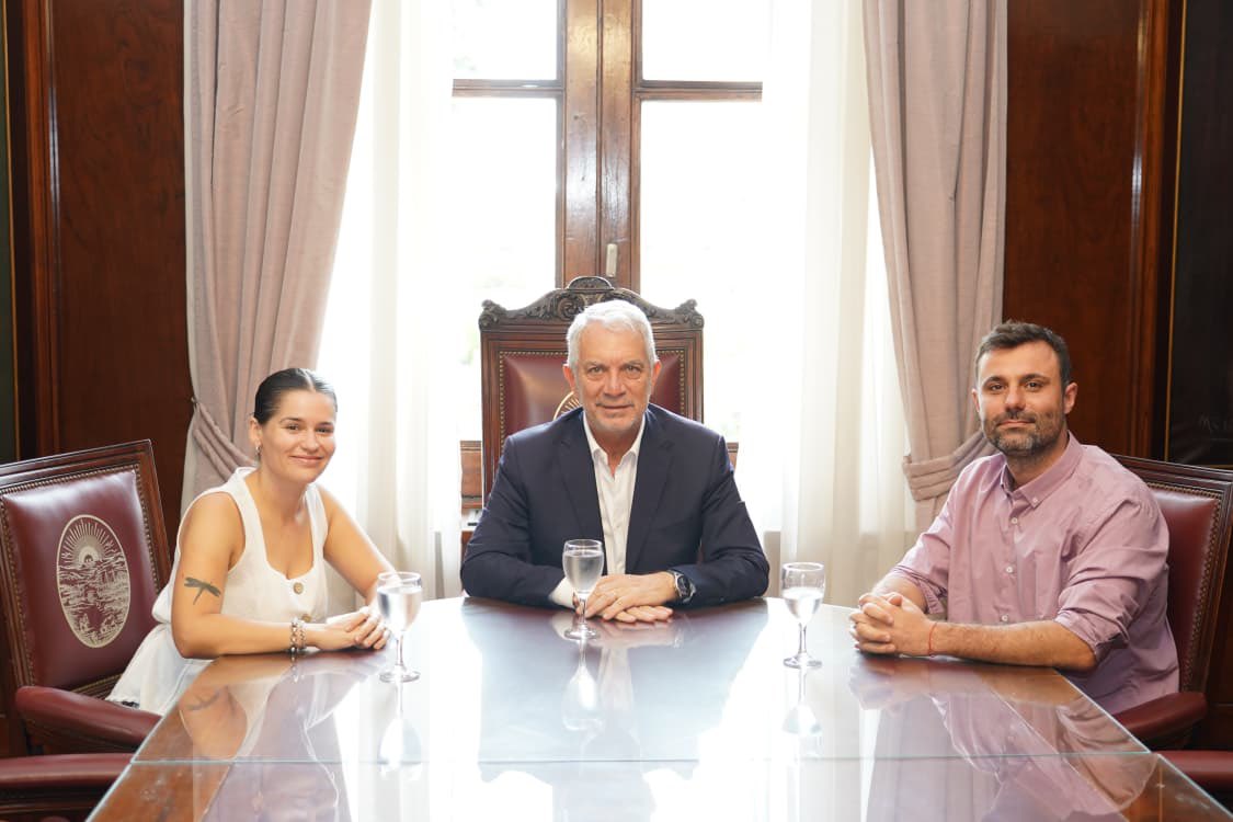 Julio Alak tweet media
