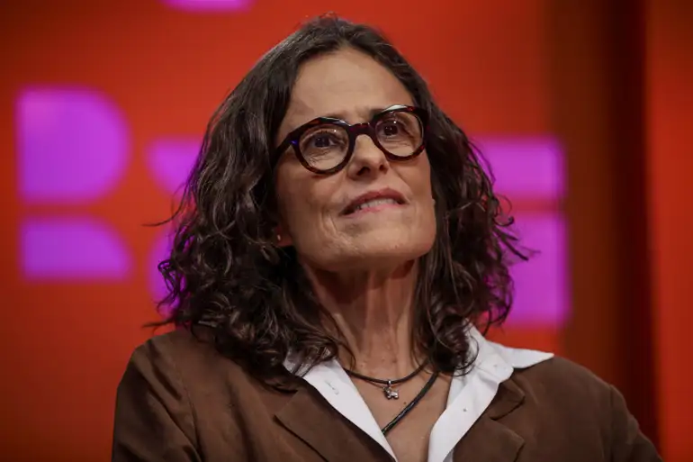 Central Reality tweet media