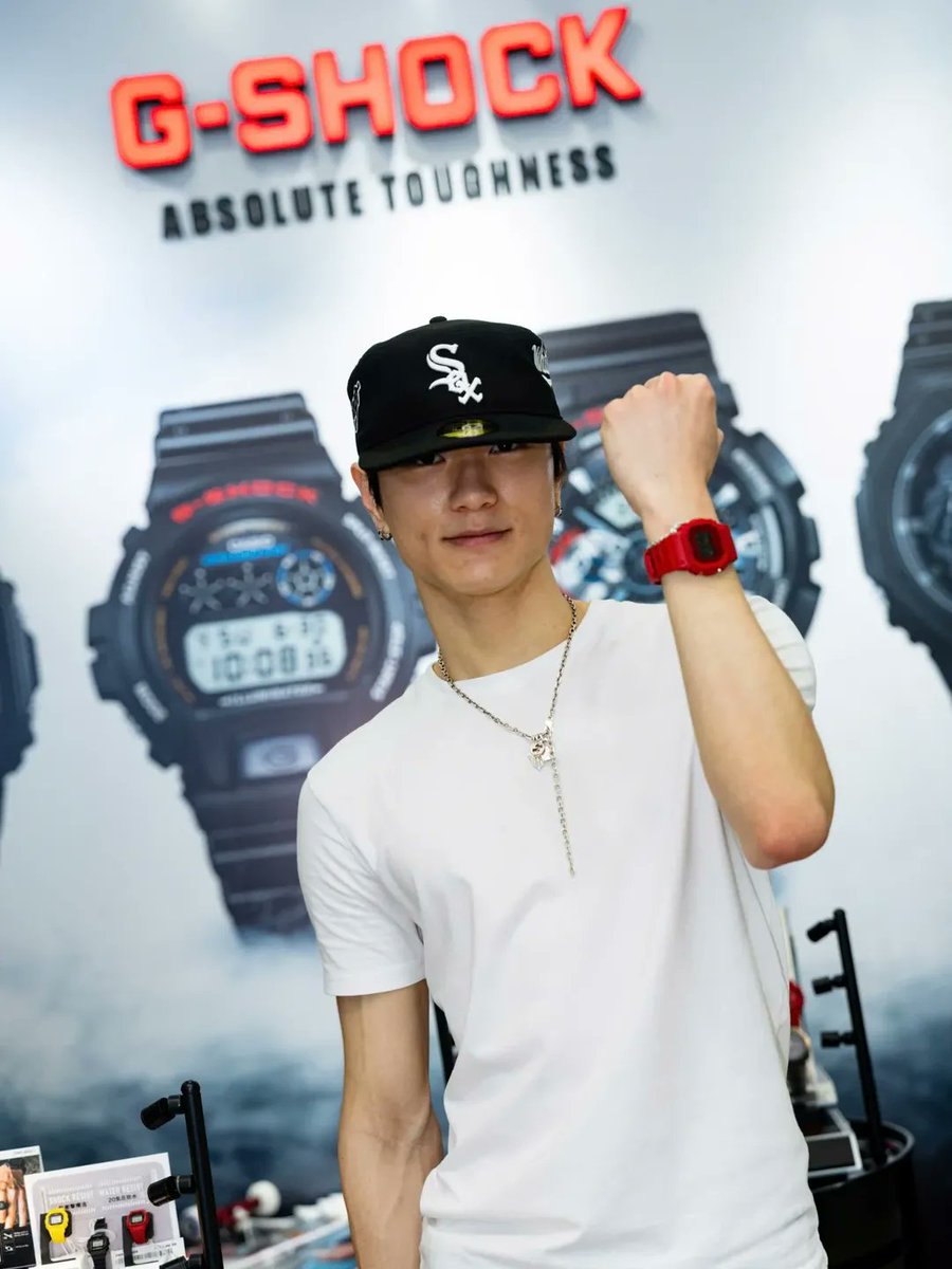 poppy 🌊 tweet media